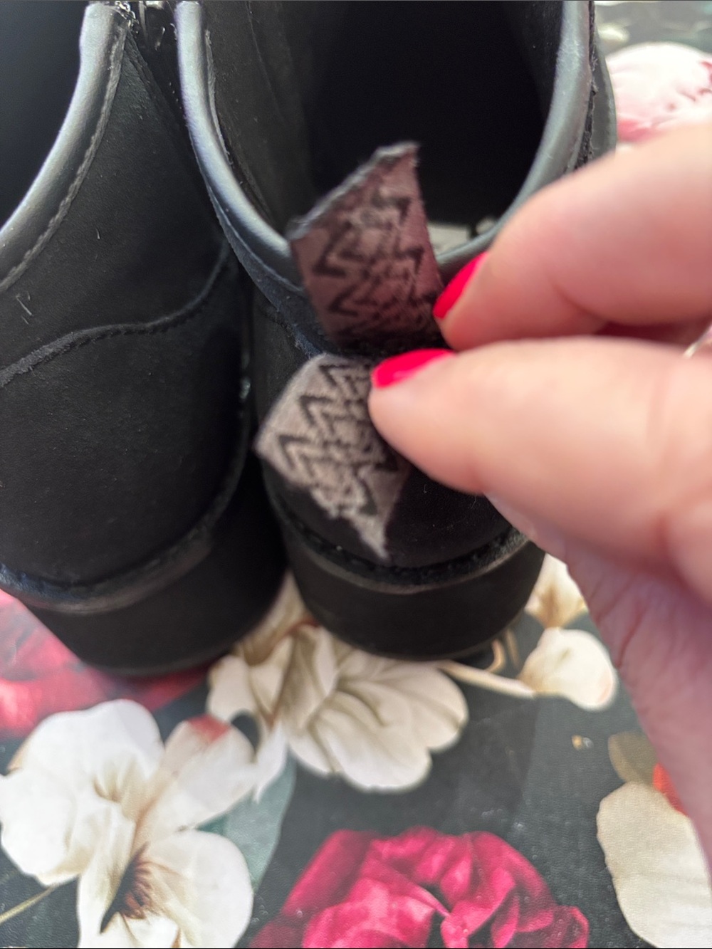 City Func UGG Black Suede Short Booties - Picture 4 of 6